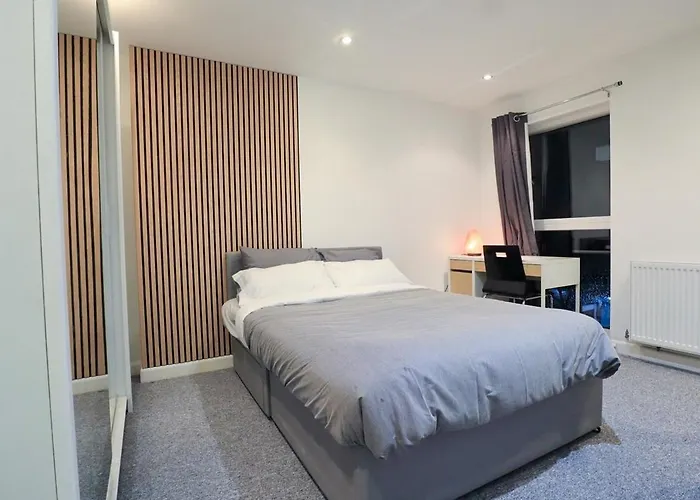 Canary Wharf 1-Bedroom Apartment, Sleeps 3 - Prime Location
